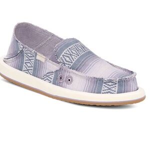 Sanuk Women's Gray Slip-On Shoes